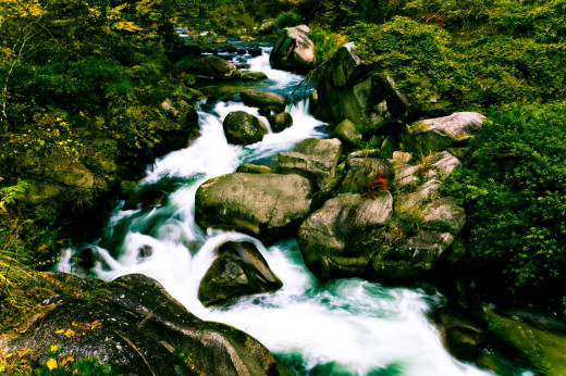 714899 (a): :2000x1329